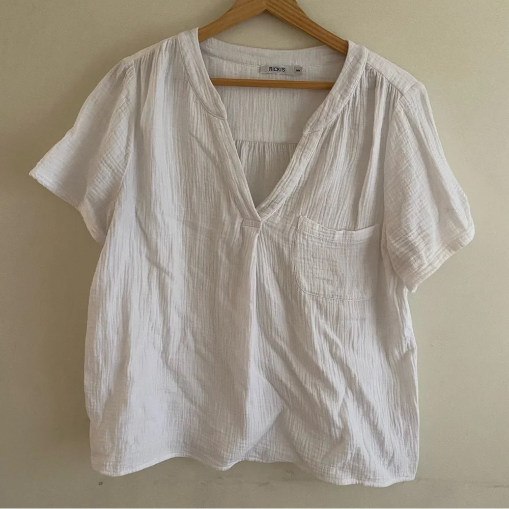 Ricki's Crinkle Gauze V-Neck Blouse - Picture 1 of 12